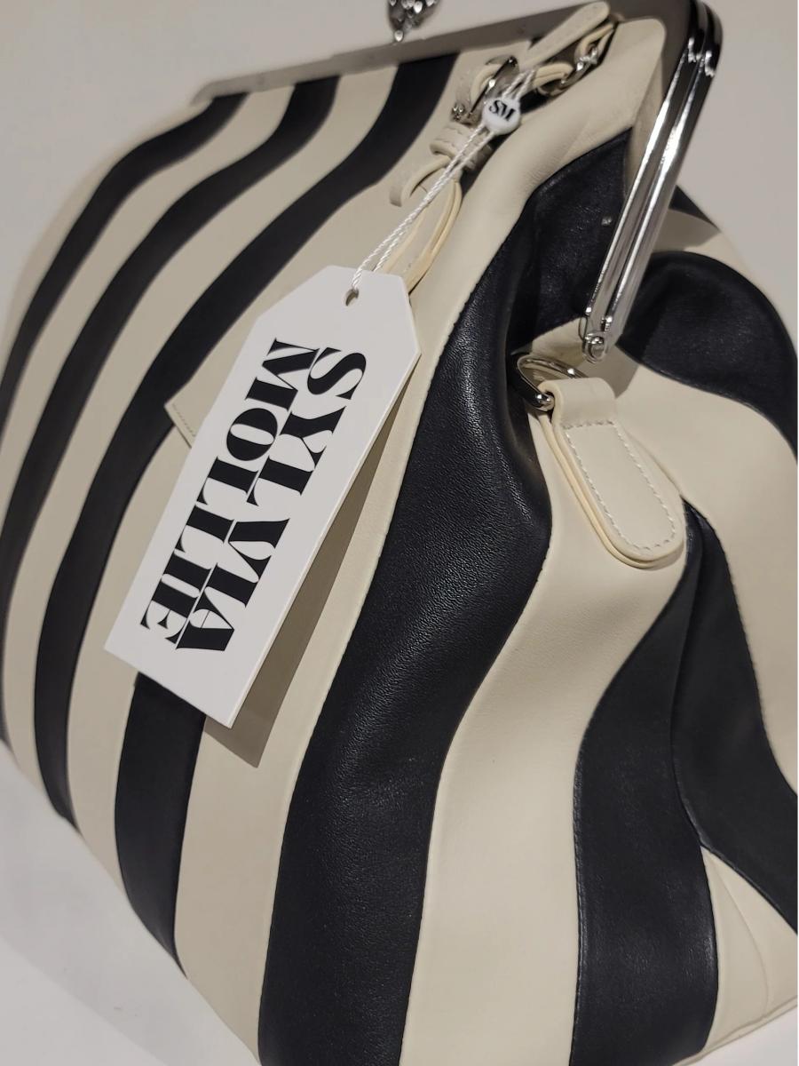 Leather Kisslock Frame Bag - allsose